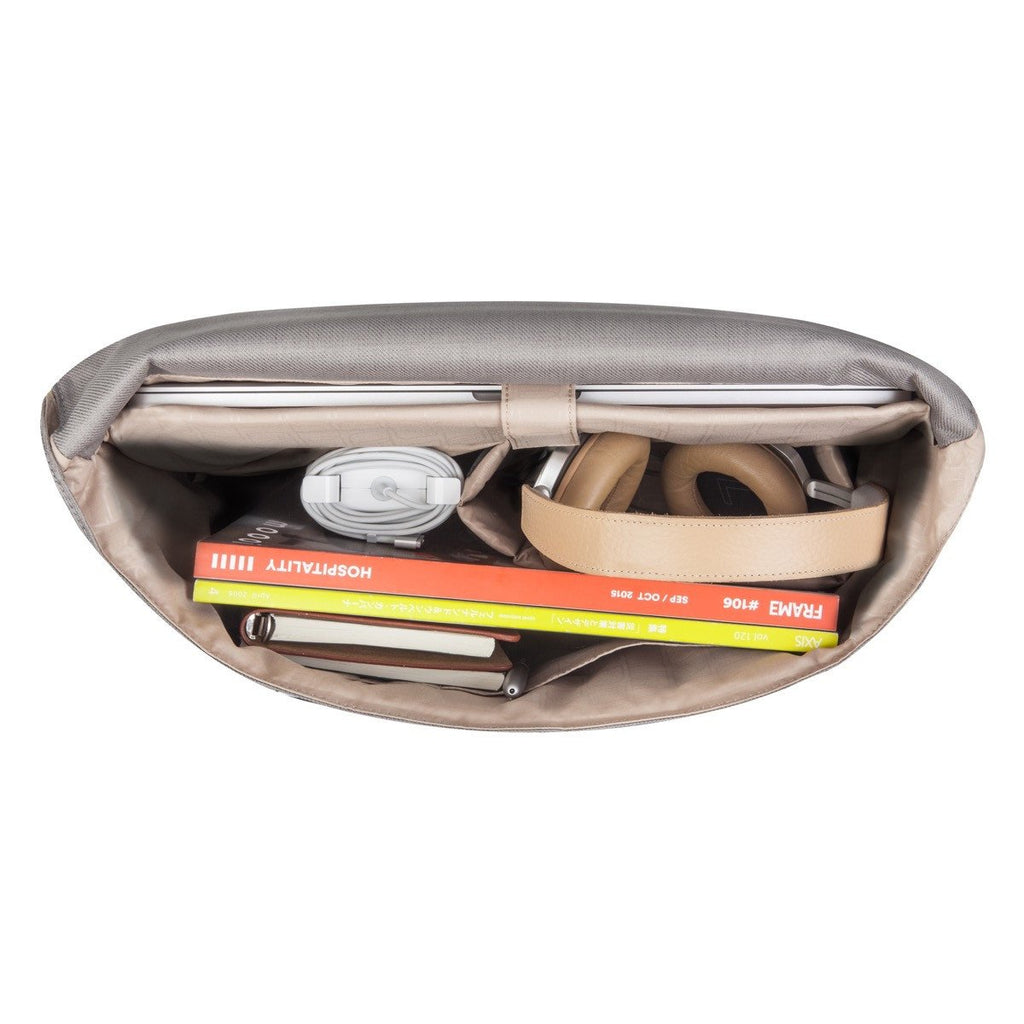 Moshi Aerio Messenger Bag