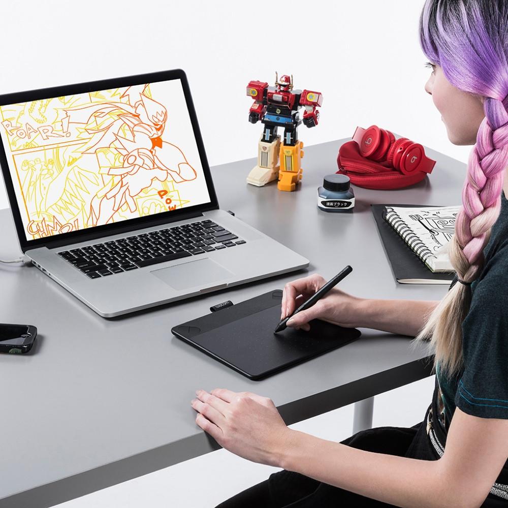 Wacom Intuos Comic Pen and Touch Tablet