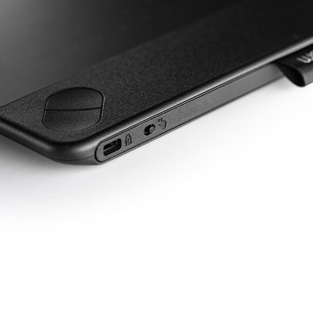Wacom Intuos Comic Pen and Touch Tablet