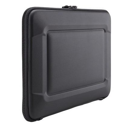Thule Gauntlet Pro MacBook Pro Sleeve