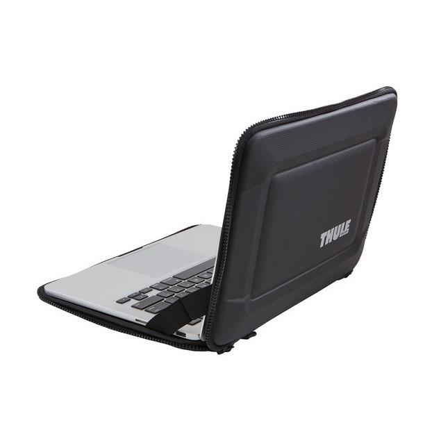 Thule Gauntlet Pro MacBook Pro Sleeve